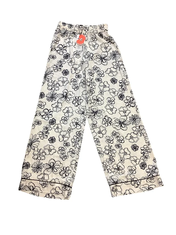 Soft pajama pants for ultimate bedtime comfort -Pants Dress By Clothes Mentor In Cream, Size: S