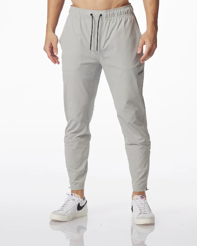 Stretchy leggings pants for casual active days -Carson Pant Light Gray