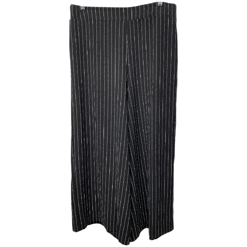 Tailored slim pants for polished business looks -Pants Cropped By Adrianna Papell In Striped Pattern, Size: L