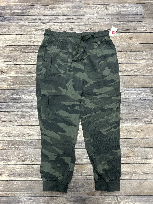 Relaxed cotton pants for breezy casual days -Pants Joggers By Splendid In Camouflage Print, Size: L