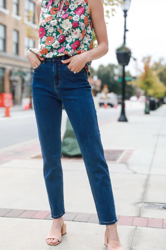 Straight Jeans for Classic Style -FINAL SALE - Stylish Flair Mom Jeans