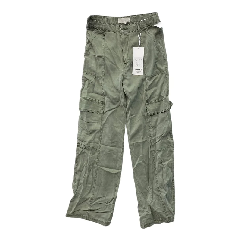 Durable twill pants for tough outdoor jobs -Pants Cargo & Utility By Risen In Green, Size: M