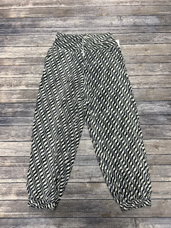 Classic khaki pants for timeless wardrobe staples -Pants Joggers By Anthropologie In Zebra Print, Size: 0