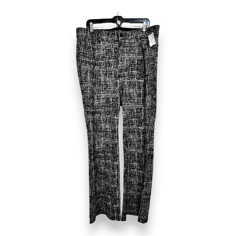 Eco-friendly hemp pants for sustainable clothing choices -Pants Dress By Torrid In Black & White, Size: 16