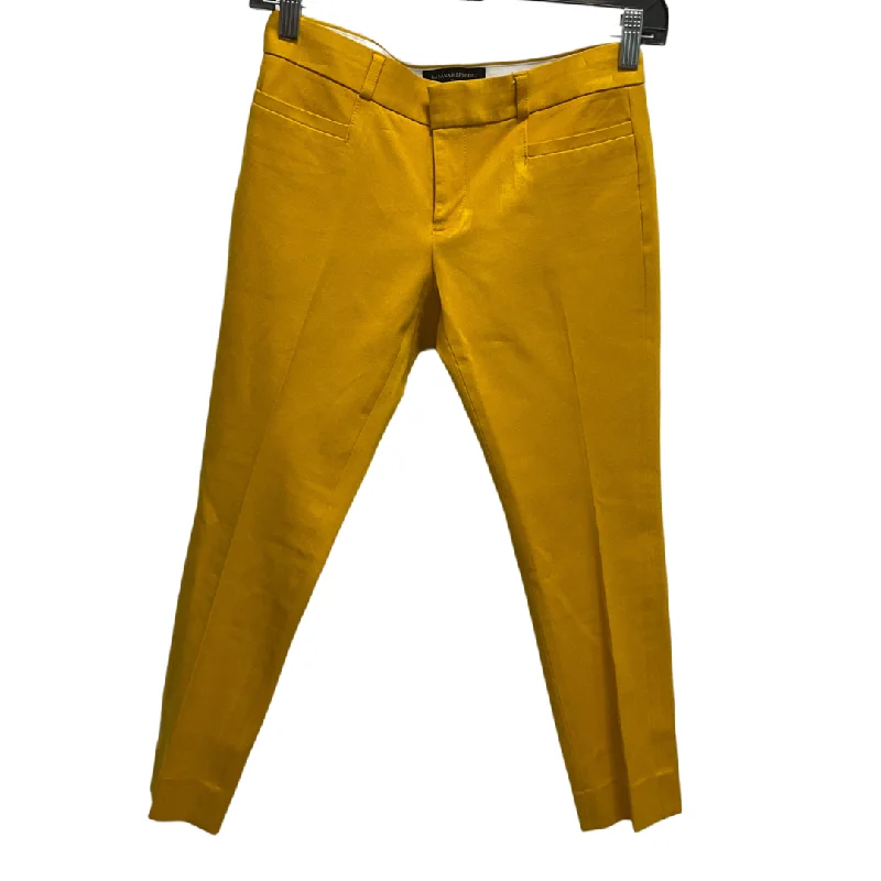 Classic straight-leg pants for versatile daily wear -Pants Chinos & Khakis By Banana Republic In Gold, Size: 0p