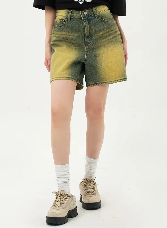 Classic denim shorts for women with frayed edges and a casual vibe-Yellow Wash Denim Shorts CA328