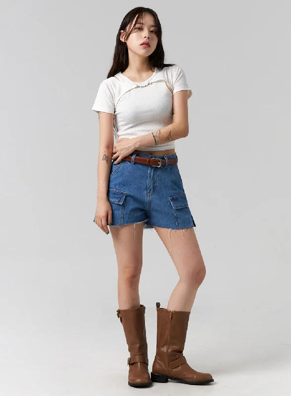 Classic linen shorts for women with lightweight and breathable material for hot weather-Cut Out Denim Shorts CG316