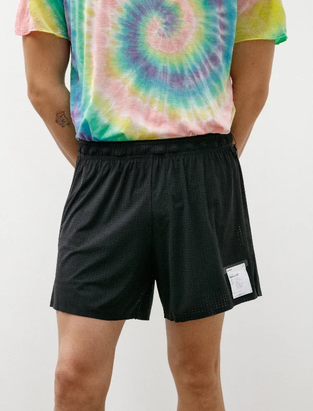 Cargo shorts with a comfortable fit for outdoor adventures and daily wear-Space-O 5" Shorts Black