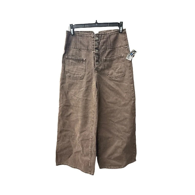 Casual twill pants for easygoing daily outfits -Pants Cropped By Free People In Brown, Size: 2