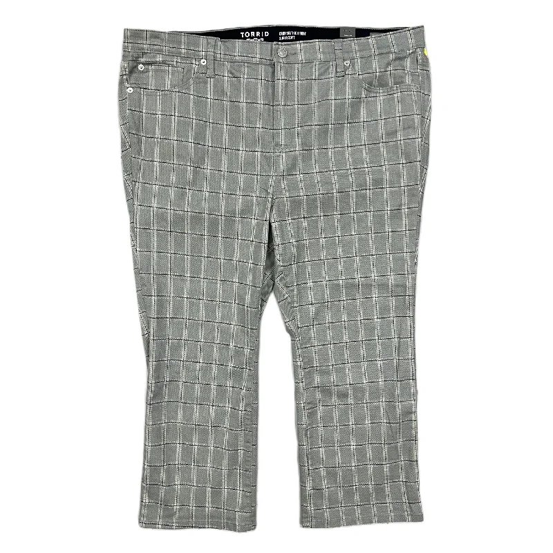 Quick-dry travel pants for adventurous globetrotters -Pants Cropped By Torrid In Checkered Pattern, Size: 22