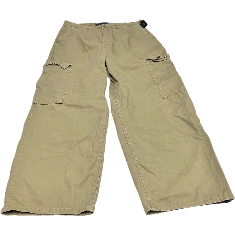 Waterproof hiking pants for rainy trail conditions -Pants Cargo & Utility By Asos In Green, Size: 10