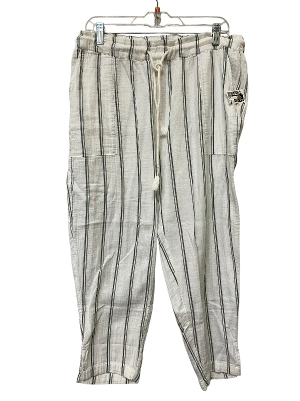 Durable cargo pants for outdoor hiking adventures -Pants Linen By Madewell In White, Size: M