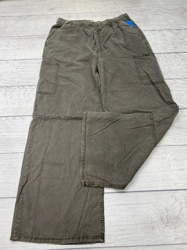 Stylish leather pants for edgy night looks -Pants Cargo & Utility By Anthropologie In Grey, Size: L