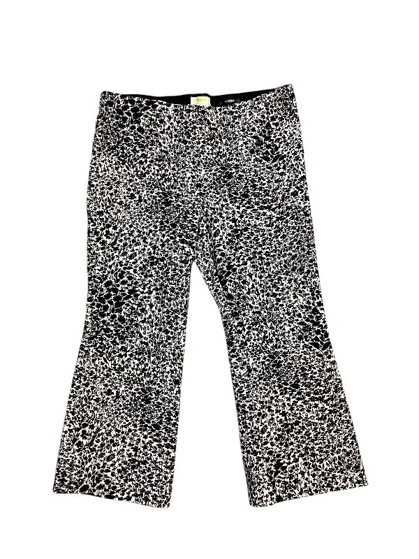 Stretchy leggings pants for casual active days -Pants Other By Maeve In Black & White, Size: L