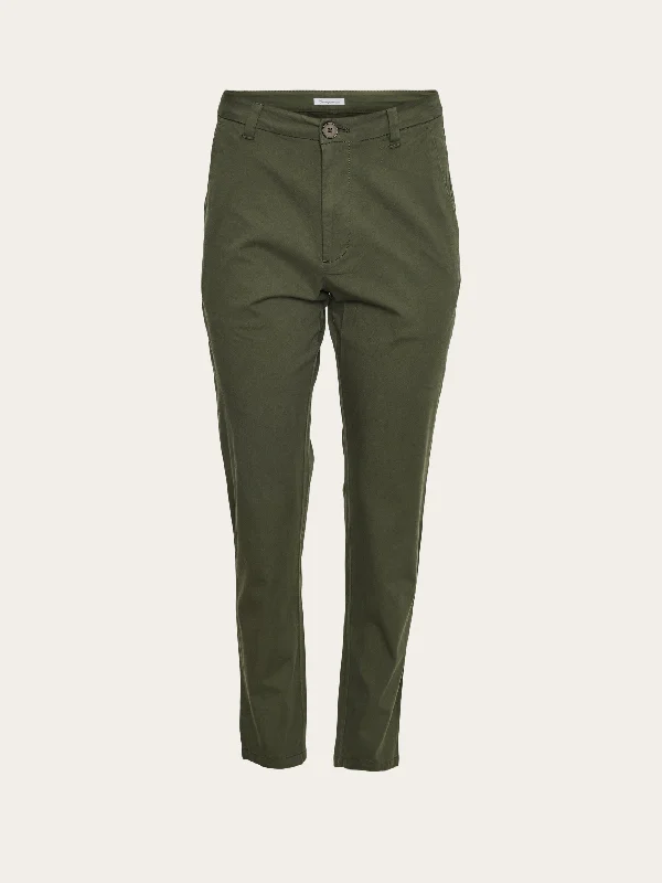 Flowy wide pants for artistic bohemian vibes -WILLOW regular cropped poplin chino - Forrest Night