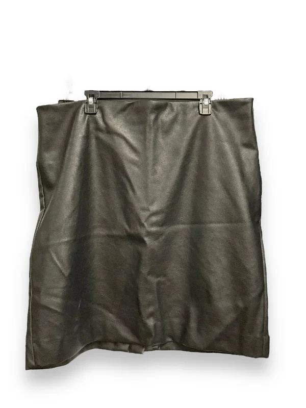 Affordable skirts for budget-friendly wardrobe updates -Skirt Mini & Short By J. Crew In Black, Size: 2x