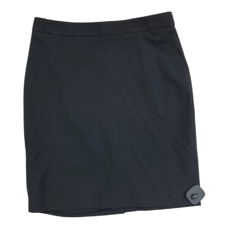 Affordable skirts for simple daily outfits -Skirt Mini & Short By Banana Republic In Black, Size: 8p