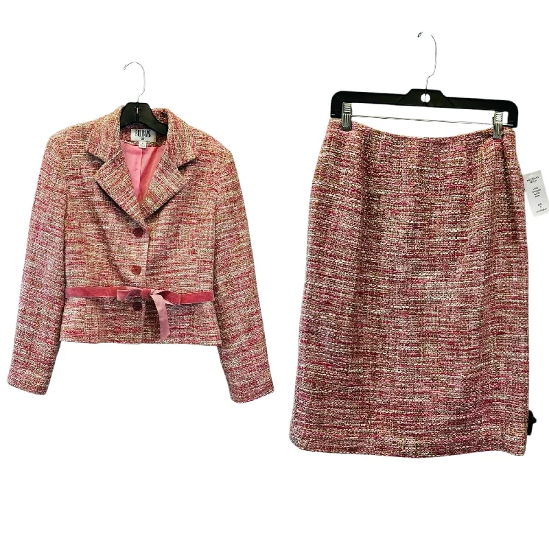 Durable skirts for active lifestyle needs -Skirt Suit 2pc By Bill Blass In Pink & White, Size: M