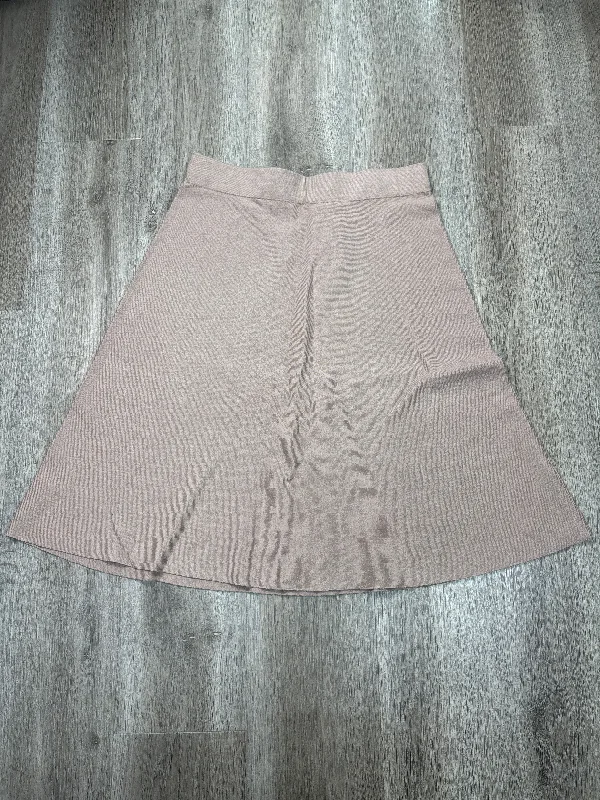 Vintage skirts for retro-inspired fashion vibes -Skirt Mini & Short By Liz Claiborne In Brown, Size: M