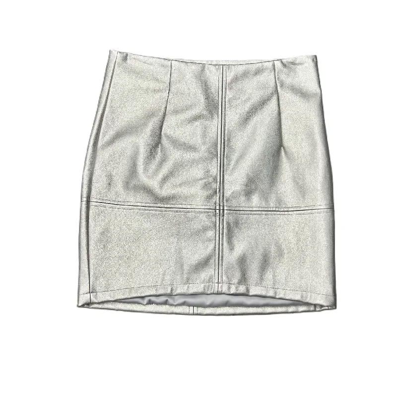 Cute skirts with playful polka dots -Skirt Mini & Short By Heart Loom In Silver, Size: S