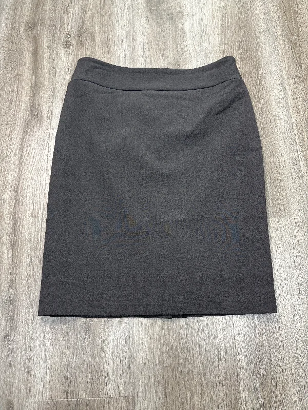 Trendy leather skirts for edgy modern looks -Skirt Mini & Short By Anne Klein In Grey, Size: S