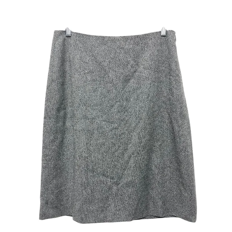 Bold leather skirts for daring fashion statements -Skirt Mini & Short By Hugo Boss In Grey, Size:8