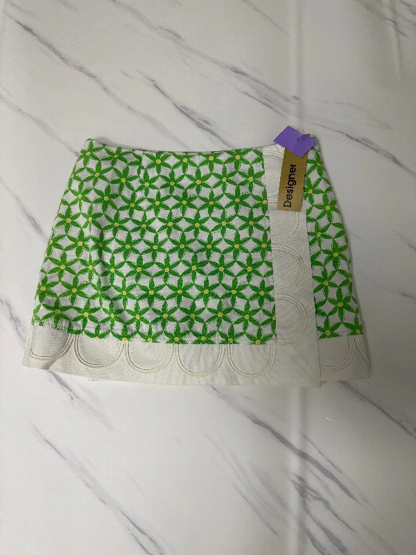 Soft skirts with plush cotton lining -Skirt Designer By Lilly Pulitzer  Size: 2