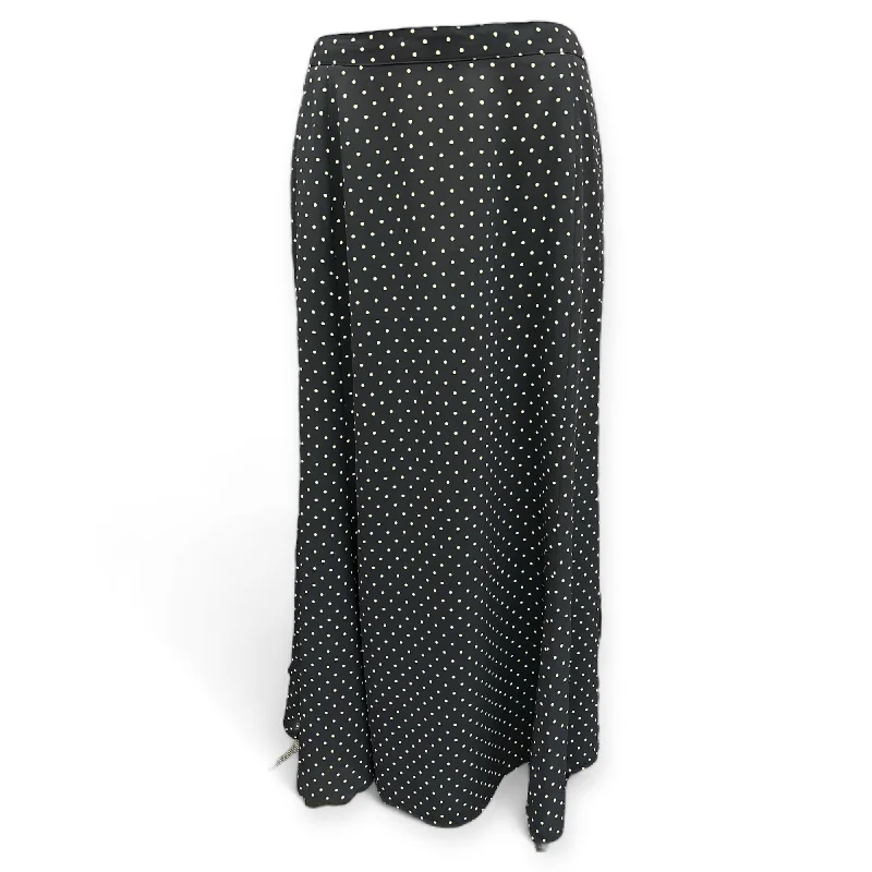 Classic skirts with simple clean lines -Skirt Maxi By Clothes Mentor In Polkadot Pattern, Size: 16