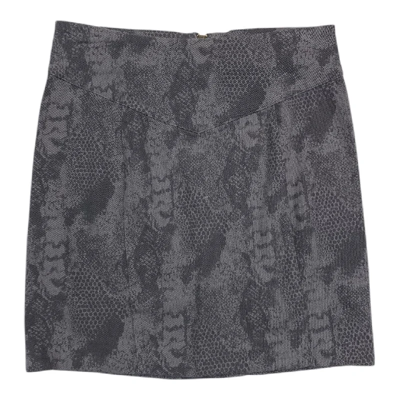 Designer mini skirts for high-end appeal -Skirt Midi By Bdg In Grey, Size: 4