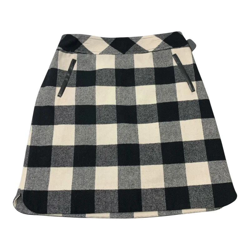 Flowy skirts for relaxed vacation wear -Skirt Mini & Short By Talbots In Black & White, Size: S