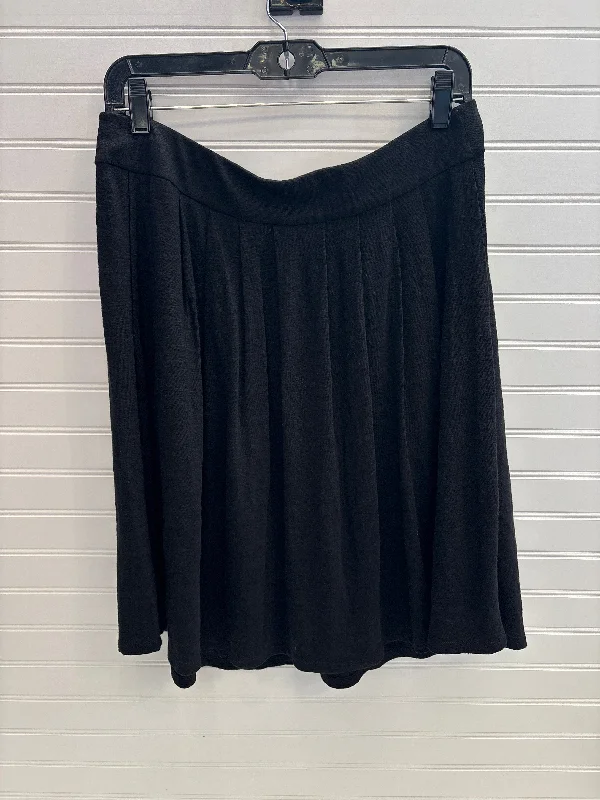 Durable skirts for active lifestyle needs -Skirt Mini & Short By Eileen Fisher In Black, Size: S