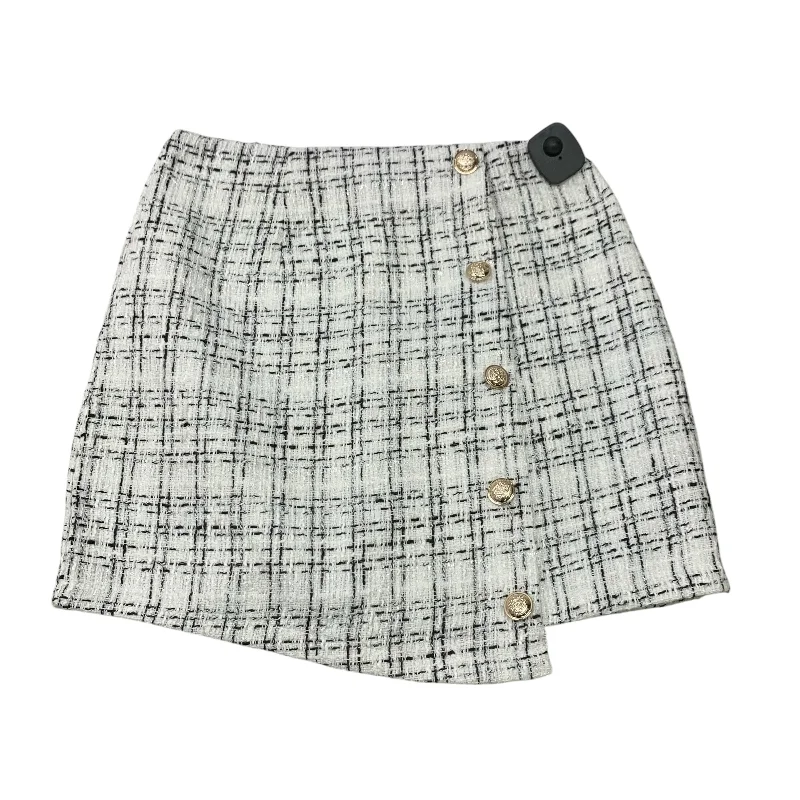 Designer mini skirts for high-end appeal -Skirt Mini & Short By Shein In Black & White, Size: S